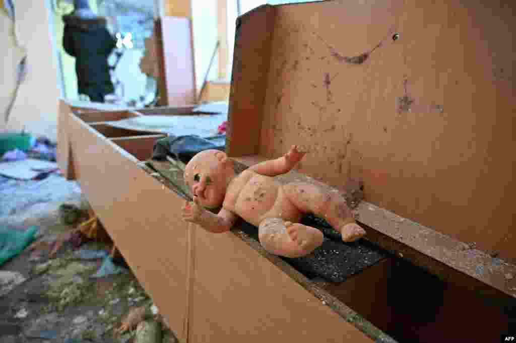 Bugungi Xarkov: hujumga uchragan bog'cha. Ukraina.