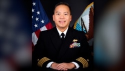 Cậu bé Vũng Tàu được tàu USS Kirk hộ tống nay trở thành phó đề đốc Hải quân Mỹ | VOA 