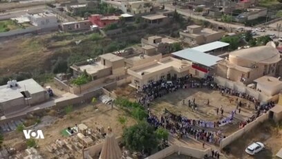 ڕێوڕەسمی تەوافی گوندێکی ئێزدییەکان لە دەشتی نەینەوا