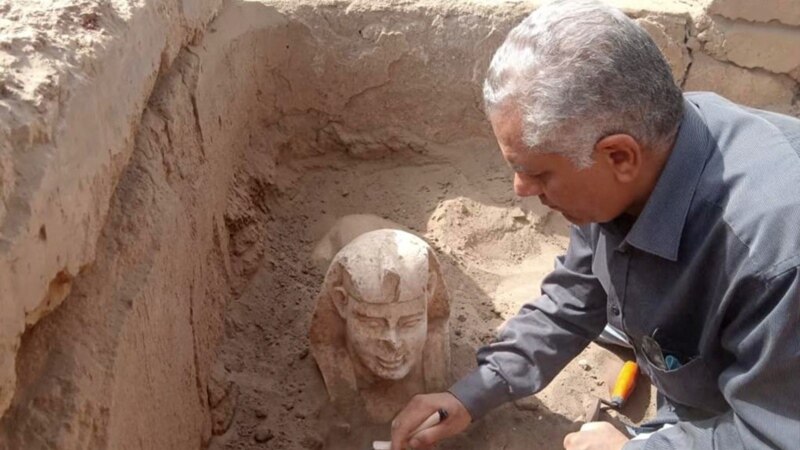Egypte: une statuette de Bouddha découverte sur un site antique