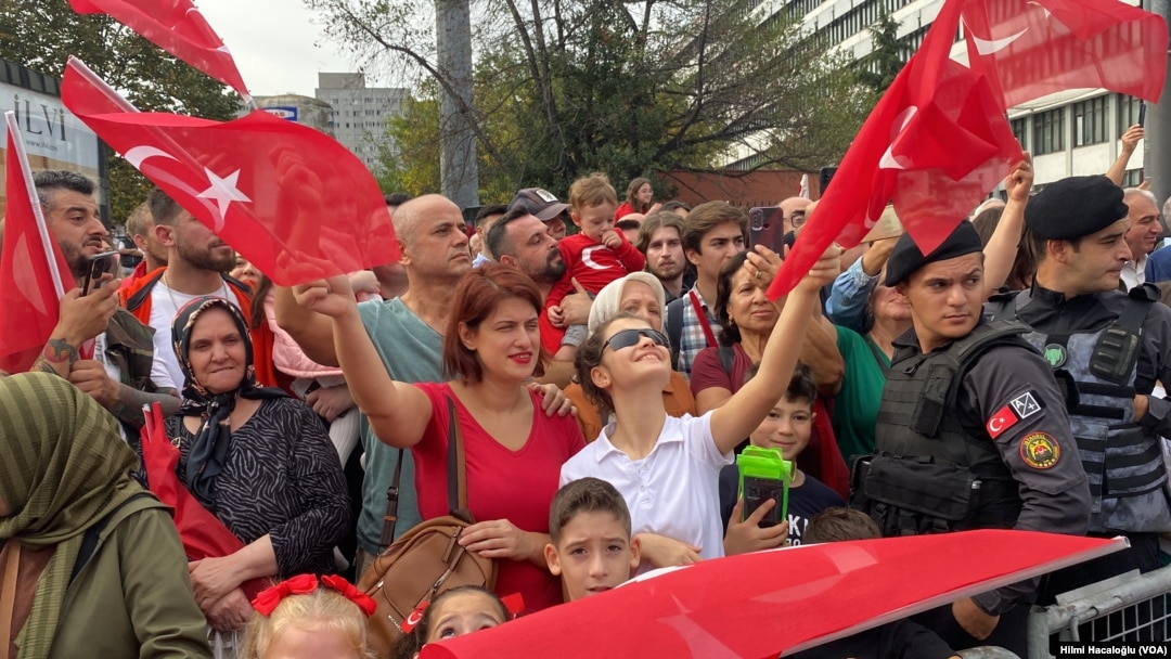 Cumhuriyet'in 100. yılı İstanbul'da da coşkuyla kutlanıyor