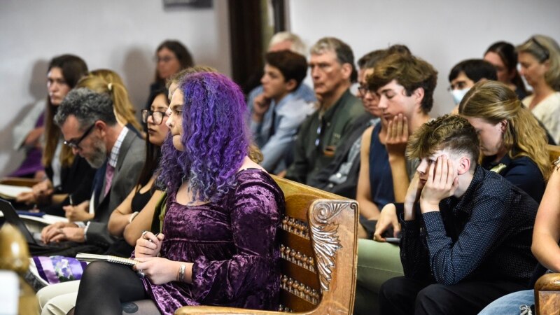 Pengacara dari Penggugat Muda Akhiri Persidangan Kasus Perubahan Iklim Montana dengan Seruan Tindakan