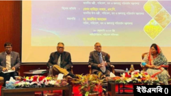 পরিবেশ অধিদপ্তরের মিলনায়তনে পরিবেশ, বন ও জলবায়ু পরিবর্তন মন্ত্রণালয় আয়োজিত এক কর্মশালায় বাংলাদেশের পরিবেশ, বন ও জলবায়ু পরিবর্তন মন্ত্রী মো. শাহাব উদ্দিন। ১৯ ফেব্রুয়ারী, ২০২৩। 