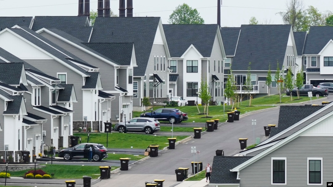 Pembangunan rumah-rumah baru di kota Eagleville, Pennsylvania (foto: dok). 