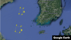 북한이 위성 발사 계획을 통보하면서 제공한 발사체 낙하 지점 A와 B.