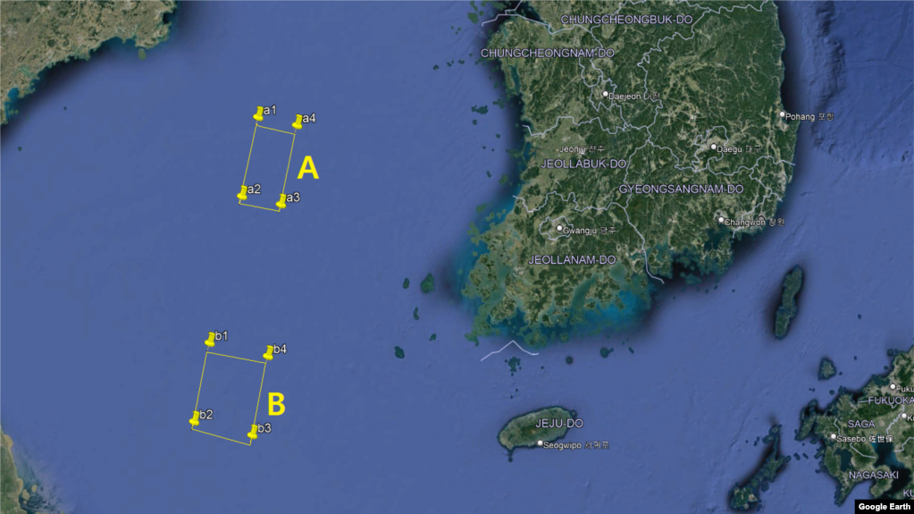 북한이 유엔 산하 국제해사기구(IMO)에 위성 발사 계획을 통보하면서 제공한 발사체 낙하 지점 A와 B.