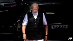 印度总理莫迪抵达印度议会。（2023年7月20日）