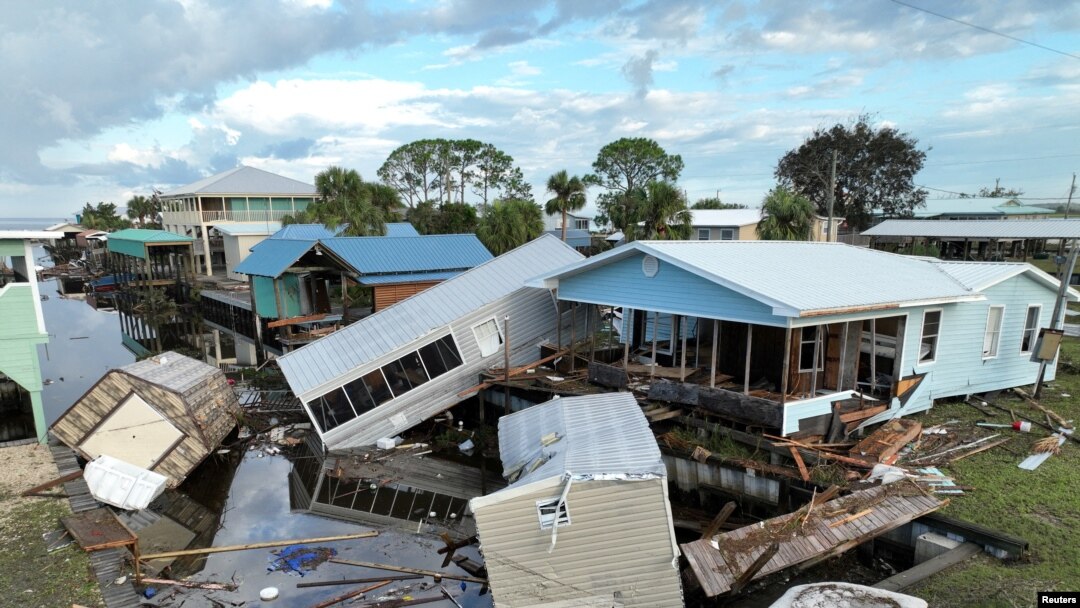 Vista de una propiedad dañada después de la llegada del huracán Idalia a Horseshoe Beach, Florida, el 31 de agosto de 2023. REUTERS/Julio César Chávez 