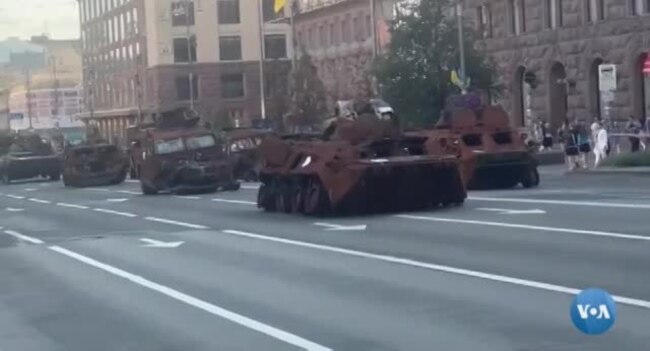 Ukraina Mustaqillik bayramida pachaq rus texnikasi namoyishi