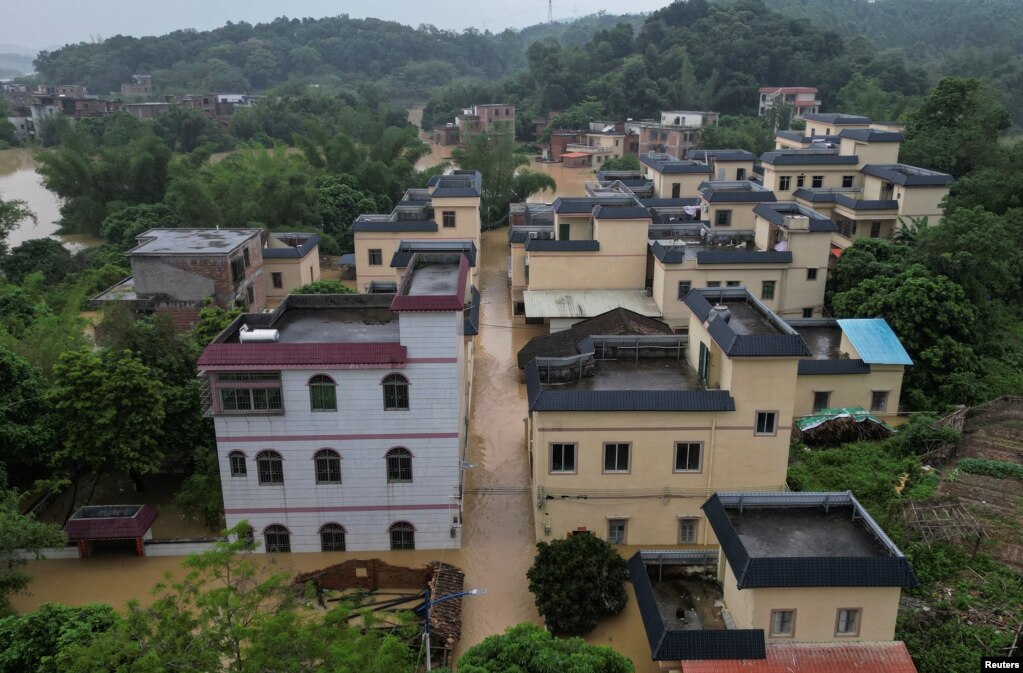 中国广东省清远市遭洪水袭击房屋被淹。（2024年4月22日）(photo:VOA)