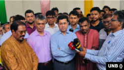 ডেমরার কয়েতপাড়া এলাকায় এক অনুষ্ঠানে ঢাকা দক্ষিণ সিটি করপোরেশনের (ডিএসসিসি) মেয়র ব্যারিস্টার শেখ ফজলে নূর তাপস। ২৫ জুন, ২০২৩। 