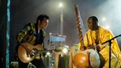 Toumani Diabaté su donna Hamdallaye kaburudon la Bamakɔ