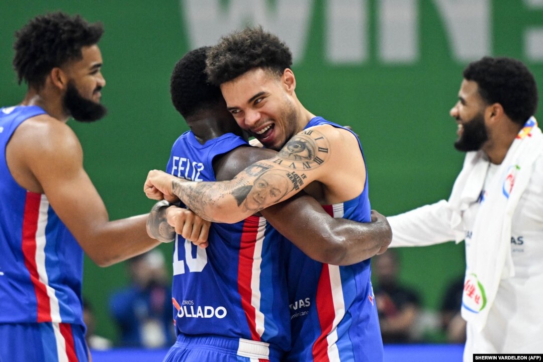 Começou o Mundial de basquetebol: Canadá 'esmaga' França e Angola é  derrotada pela Itália - Basquetebol - Jornal Record