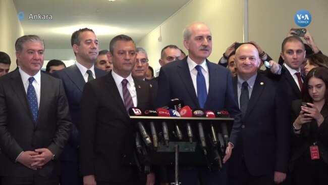 İktidarla muhalefet arasında “yeni anayasa mı, hukuk devleti mi?” tartışmaları