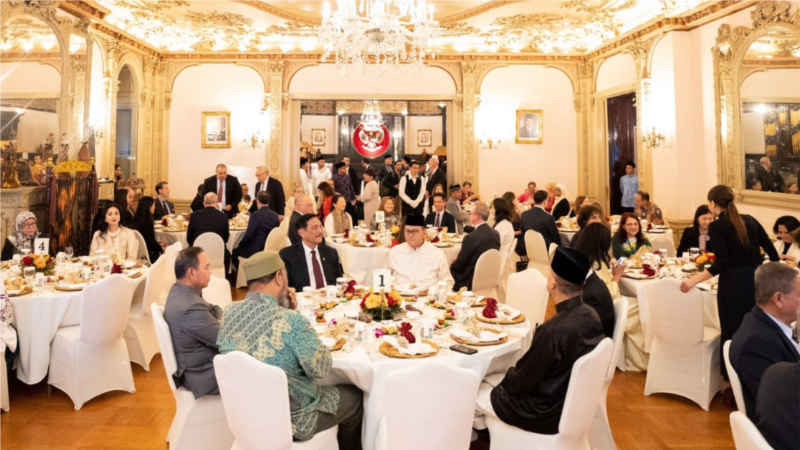 Tradisi Buka Puasa ala Indonesia Rangkul Tiga Agama Ibrahim