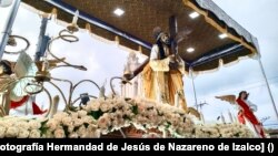 Los Cristos de Izalco, procesión de Semana Santa en El Salvador. [Fotografía Hermandad de Jesús de Nazareno de Izalco]