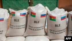 Moscou avait annoncé lors du sommet Russie-Afrique en 2023 qu'il allait livrer gratuitement des céréales à six pays africains, dont le Burkina Faso.