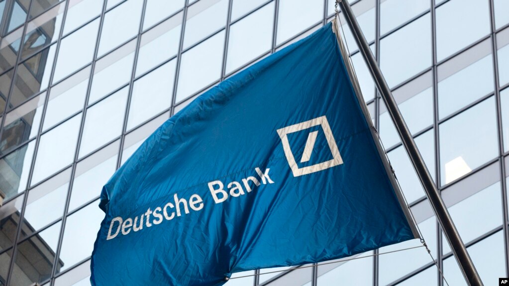 Deutsche Bank pranon t’i paguajë 75 milionë dollarë viktimave të Epsteinit