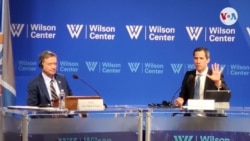 Juan Guaidó habla durante evento en WWC
