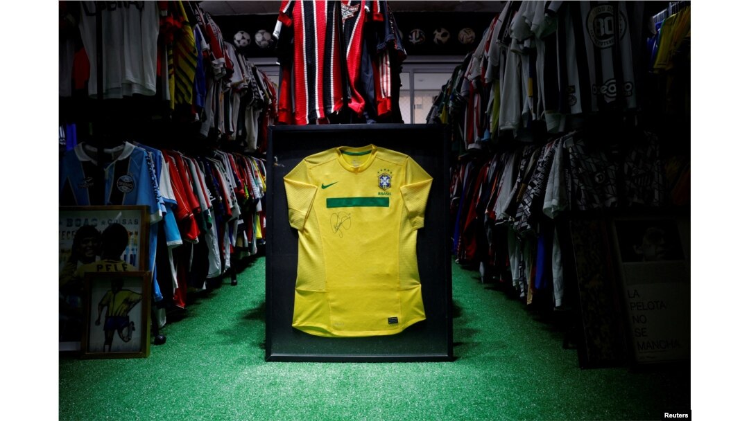 Más de 6.000 historias de fútbol contadas en camisetas