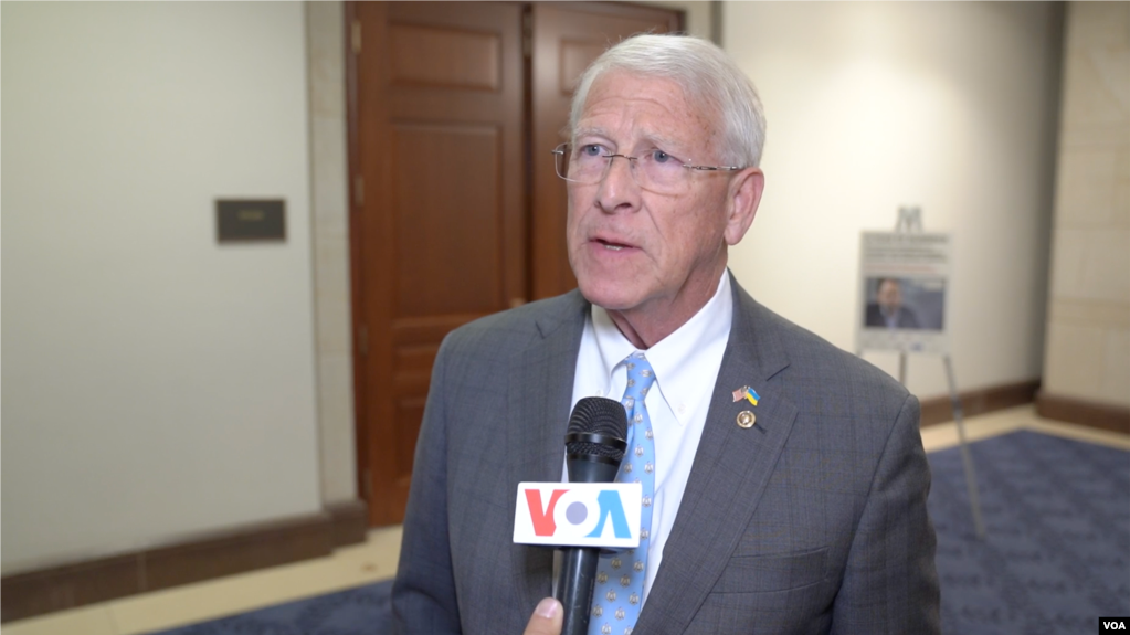 ������Ƭ������Ժ����ίԱ����ϯ���˶�2023���������֮���Ĳɷá�
