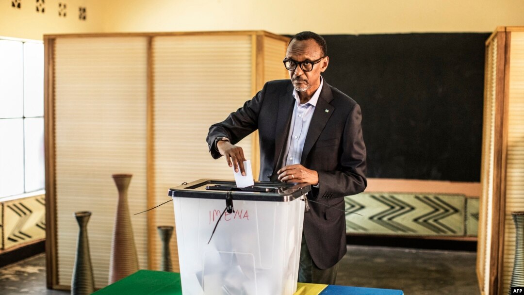 FILE - Incumbent Rwandan President Paul Kagame casts his vote in Kigali, on Aug. 4, 2017. Rwanda will hold presidential and parliamentary polls on July 15 next year, the election commission said on Dec. 12, 2023.