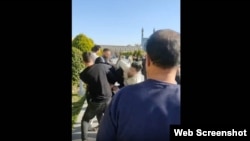 درگیری با یک «آمربه معروف» در میدان «امام» اصفهان