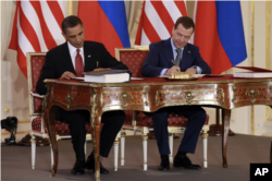 روسای جمهوری وقت آمریکا و روسیه یک دهه پیش این پیمان را امضا کردند.