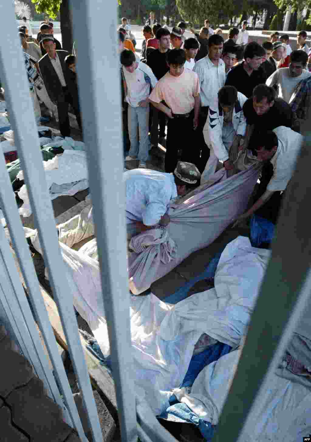 Andijon, 14-may, 2005