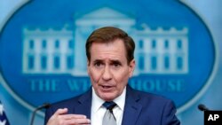 Juru Bicara Dewan Keamanan Nasional John Kirby dalam konferensi pers di Gedung Putih, Washington, D.C., 19 Desember 2023. (AP/Susan Walsh)