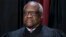 ARCHIVO: El magistrado de la Corte Suprema de EEUU Clarence Thomas en una foto de 2022.