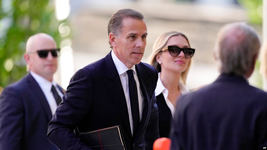 Hunter Biden arrives to federal court with his wife, Melissa Cohen Biden, June 10, 2024, in Wilmington, Delaware. 