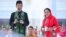 Presiden Joko Widodo dan Ibu Negara Iriana membuka acara “Istana Berkebaya” hari Minggu (6/8). (Foto: Setpres RI)