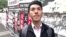 來自香港的示威說在香港警察FB專頁貼出“坦克人”的照片抗議當局鎮壓