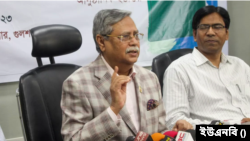 বাংলাদেশের নবনির্বাচিত রাষ্ট্রপতি মোহাম্মদ সাহবুদ্দিন, তার লেখা একটি বই প্রকাশ উপলক্ষে আয়োজিত অনুষ্ঠানে। ১৬ এপ্রিল, ২০২৩। 