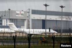 马斯克的私人飞机被看到停靠在北京的首都国际机场。（2023年5月30日）