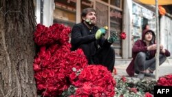 Afghan vendors selling roses wait for customers on the occasion of Valentine&#39;s Day in the Shar-e-Naw area of Kabul.&nbsp;Florists with wilting bouquets of red roses and street vendors clutching unsold balloons were heart-broken, after the Taliban morality police banned Valentine&#39;s Day celebrations.&nbsp;