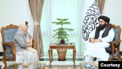Roza Otunbayeva, the head of the U.N. Assistance Mission in Afghanistan, met with Taliban Foreign Minister Amir Khan Muttaqi in Kabul on June 7, 2024. (Photo courtesy the Foreign Minister's Office)