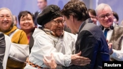 Canada Signs Over Control of Arctic Lands to Inuit Territory