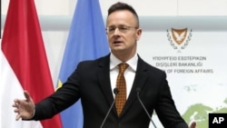پتر سیارتو، وزیر خارجه مجارستان