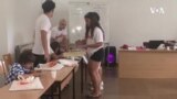 Деца на иселеници го изучуваат македонскиот јазик
