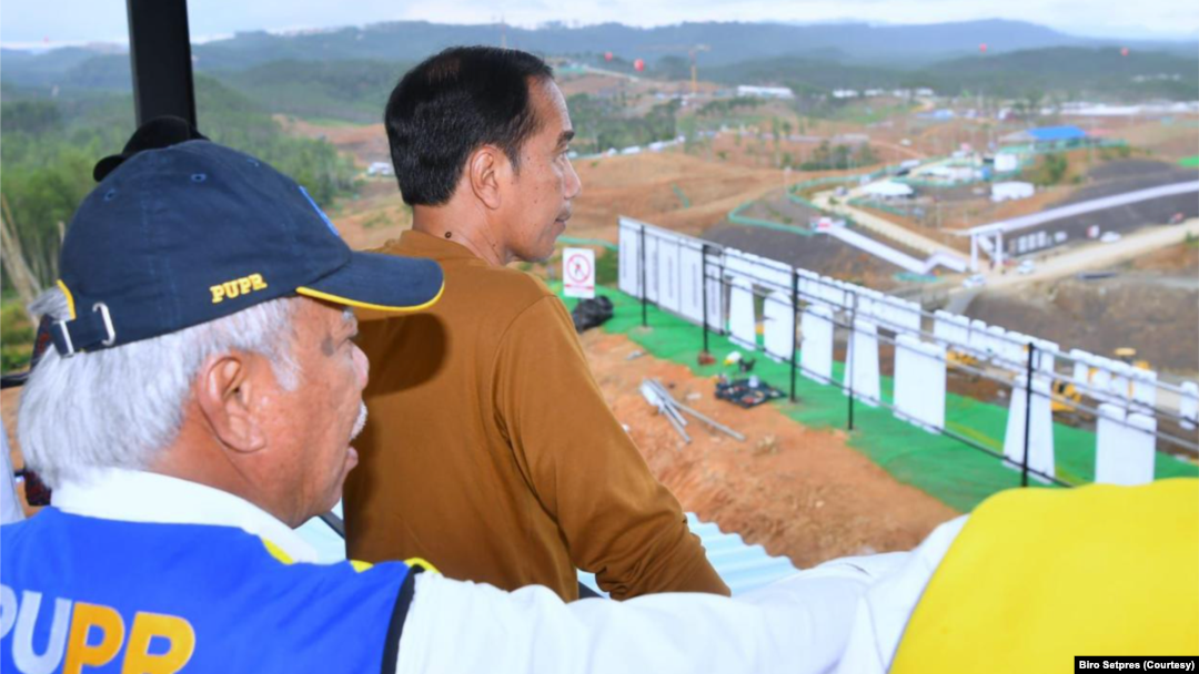 Presiden memberikan target bahwa pembangunan 36 rumah menteri di IKN harus selesai pada Juni 2024. (Foto: Courtesy/Biro Setpres)