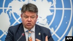 FILE - World Meteorological Organization (WMO) secretary-general Petteri Taalas speaks during a press conference launching its annual climate overview, in Geneva, Apr. 21, 2023.