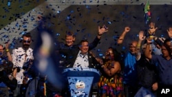 Main opposition Democratic Alliance (DA) party leader, John Steenhuisen, delivers his speech at a final election rally in Benoni, South Africa, May 26, 2024. 