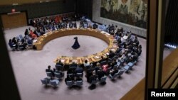 Anggota Dewan Keamanan PBB saat pemungutan suara mengenai resolusi gencatan senjata di Gaza segera di markas besar PBB di New York. York City, AS, 25 Maret 2024. (Foto: REUTERS/Andrew Kelly)