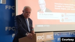 Penasihat Presiden Palestina Riyad Al-Maliki dalam acara diskusi yang diadakan oleh FPCI, di Jakarta, Selasa (20/8) mengatakan Indonesia harus berhati-hati jika ingin membuka hubungan diplomatik dengan Israel di masa yang akan datang. (Humas FPCI)