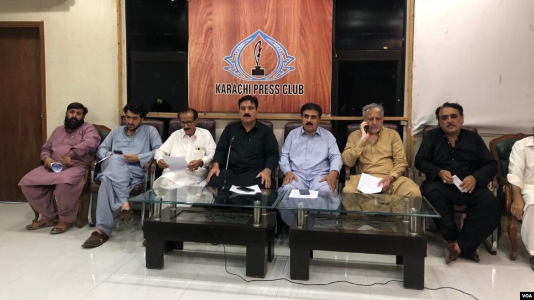 د پښتونخوا ملي عوامي ګوند کراچۍ پرېس کلب کې خبري کانفرنس