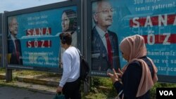 In Photos: Struggles in Turkey Divide Voters