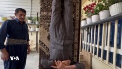 ئەوانەی کێشەی پشت و ملیان هەیە، سەردانی کەسانی بەناو جەراح دەکەن و ئەویش هەڵیاندەواسێت