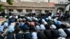 Vjernici u obavljaju bajram-namaz u Gazi-Husrev begovoj džamiji u Sarajevu, 16. juni 22024.
